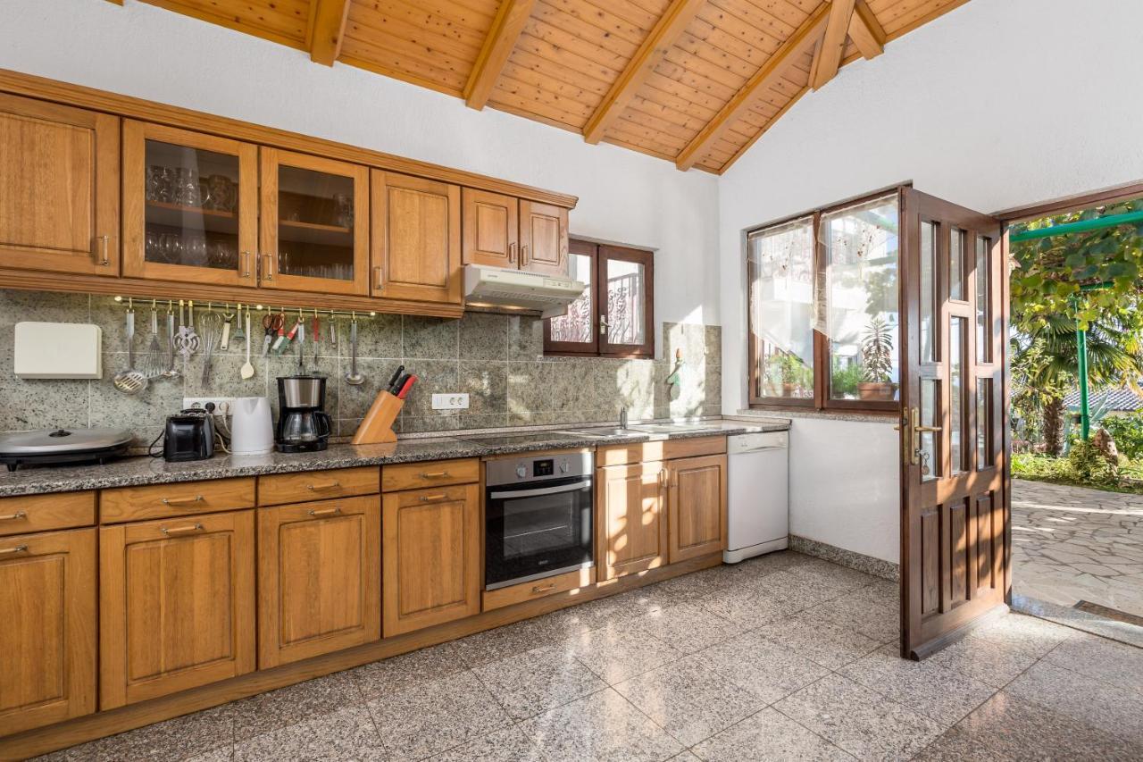 Holiday House Marica Lovran Ngoại thất bức ảnh